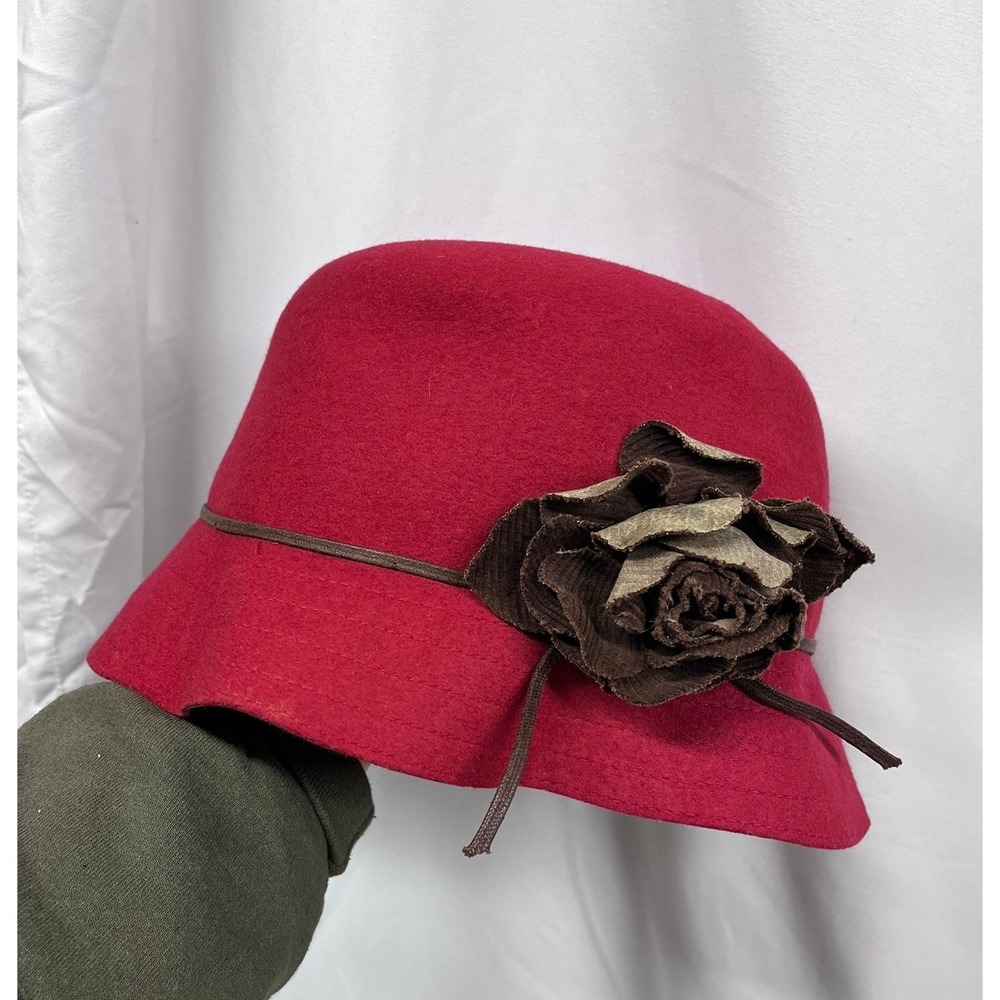 Antonello Serio Women's Vintage Red 100% Pure Wool Felt‎ Cloche Hat with Flower